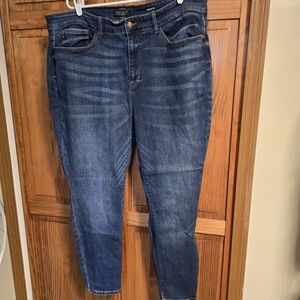 Judy Blue Dark Wash Ankle Jeans